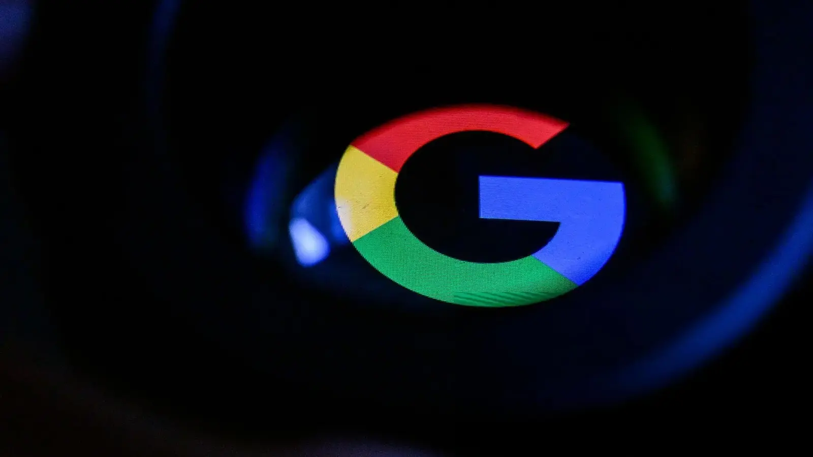 Google käivitas orbiidil AI-kiibi ja sai vastuseks haiku