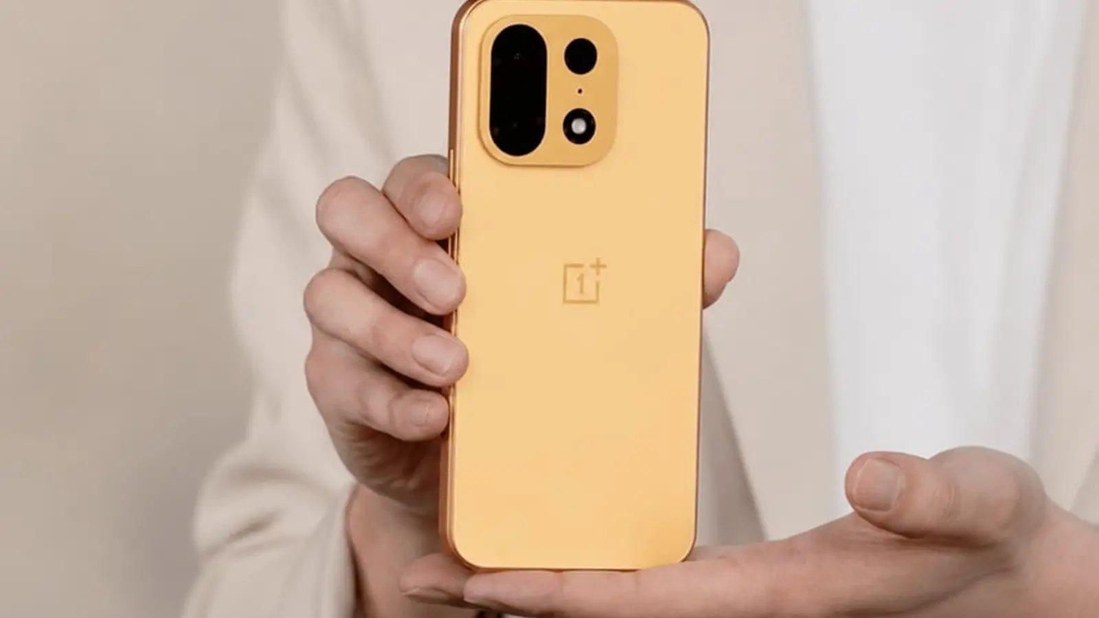 OnePlus Turbo Pro leke viitab 9000 mAh akule Hiinas