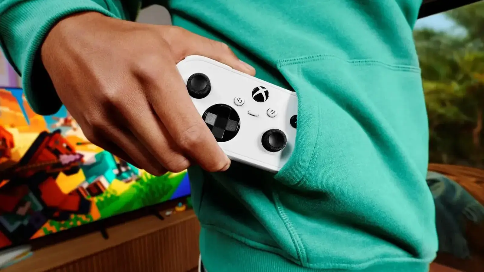 Microsoft tutvustas kompaktset Xbox Nano kontrollerit