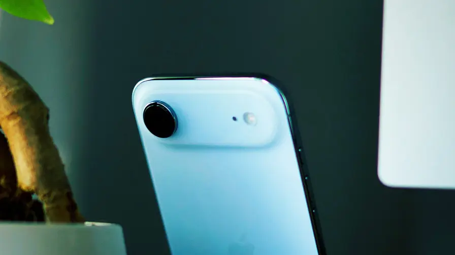 Kuuldus: iPhone Air 2 tuleb 5,2 mm paksune ja suurema akuga